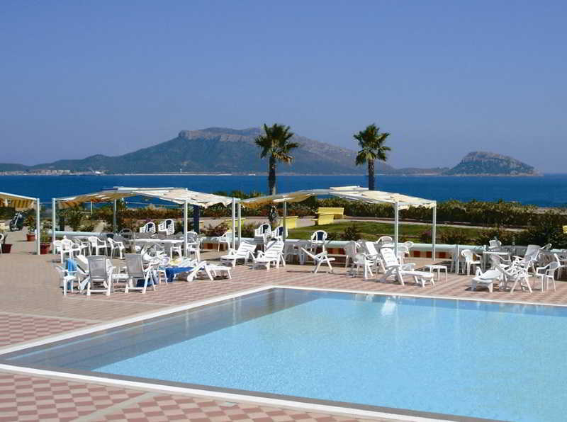 Club Hotel Baia Aranzos Golfo Aranci Buitenkant foto