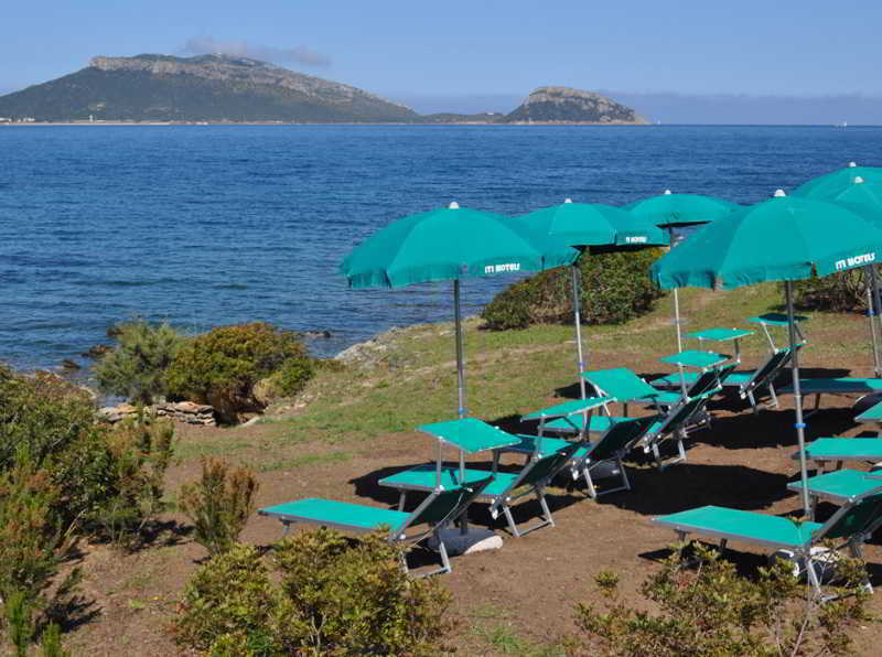 Club Hotel Baia Aranzos Golfo Aranci Buitenkant foto